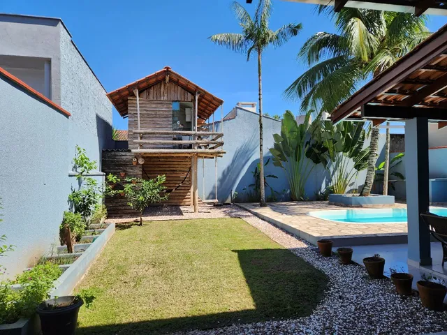 Imagem 14: Casa à venda com 01 suíte e 02 dormitórios, 260m2 de área total, averbada, piscina e