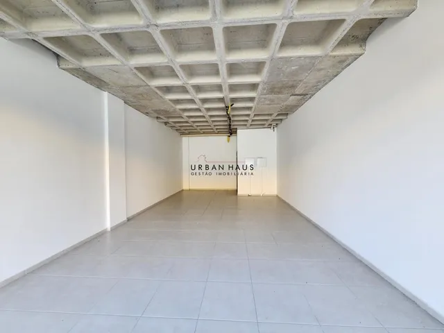 Imagem: Loja Comercial Nova no Bairro São Cristóvão