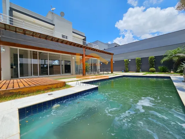 Imagem: Imóvel de Luxo - Casa em Condomínio À