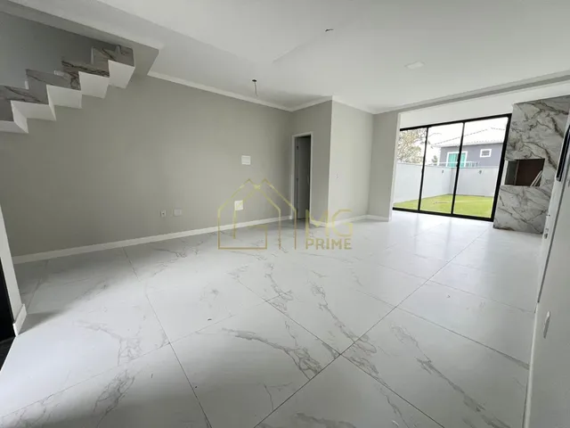Imagem 11: Casa Duplex Moderna em Loteamento Residencial
