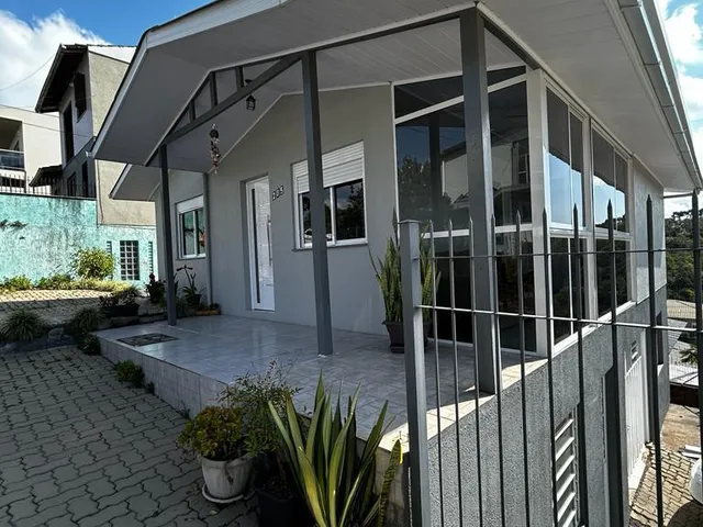 Imagem: Casa no Bairro Centenário em Farroupilha/Rs