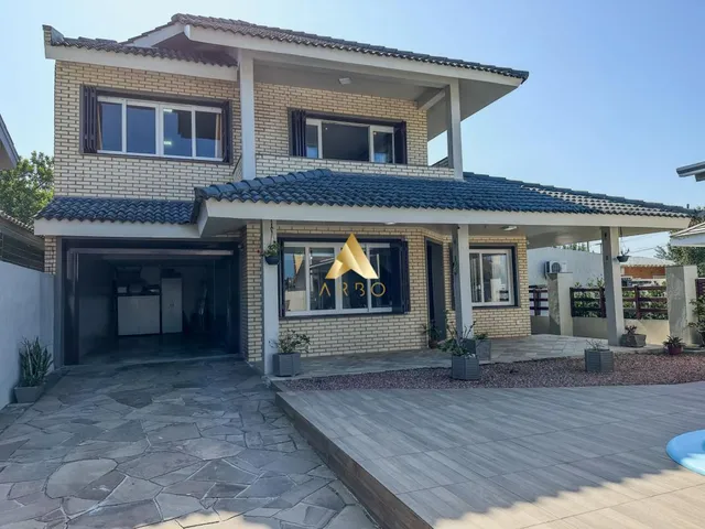 Imagem: Excelente Casa Pertinho do Mar À Venda!!!