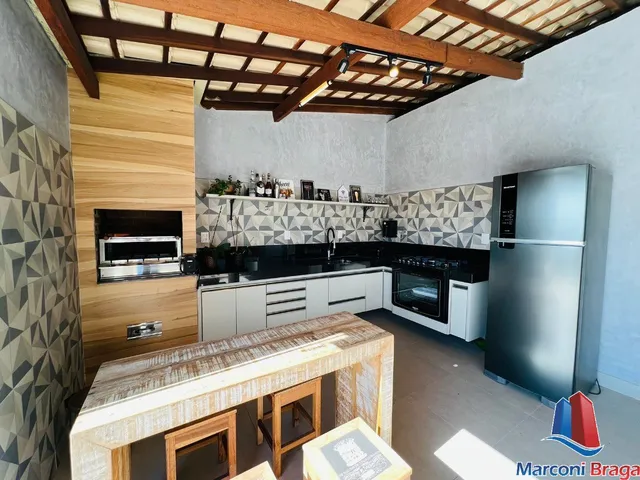 Imagem 13: Cobertura Duplex com vista para o mar. Composta por 4 quartos sendo 2 suítes.Área com
