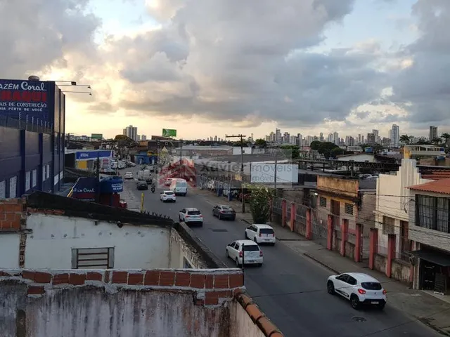 Imagem: Galpão Comercial, 12 Dormitórios, 1 Banheiros