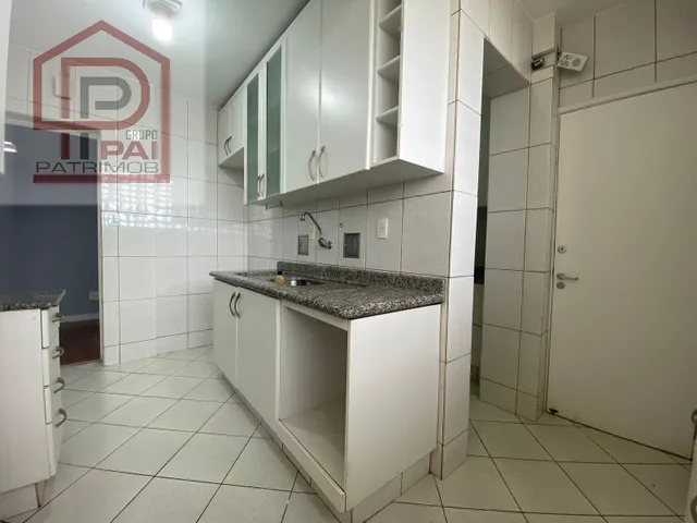 Imagem 15: Sqs 206 Bloco F - Apartamento de 03 Quartos com Duas Suítes