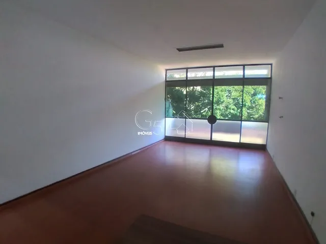 Imagem: A sala comercial possui 1 Banheiro, 28m² de Área, Imóvel