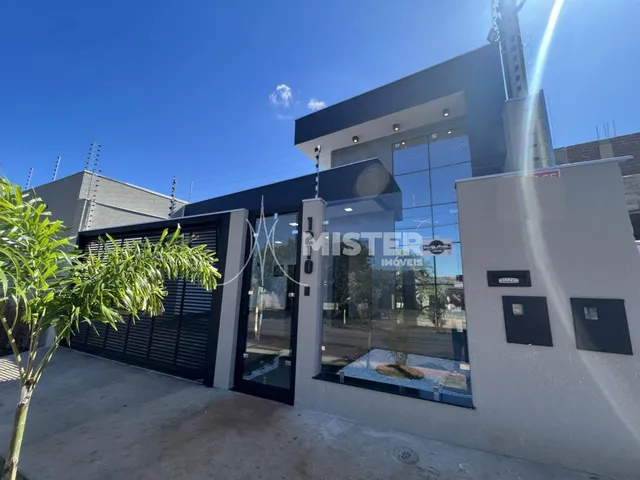 Imagem 1: Casa com Piscina no Jardim São Conrado em Maringá