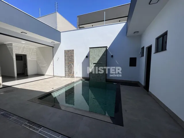 Imagem 13: Casa com Piscina no Jardim São Conrado em Maringá