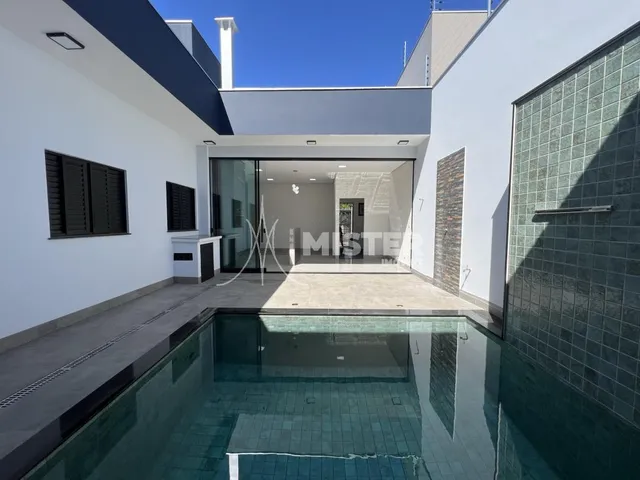 Imagem 15: Casa com Piscina no Jardim São Conrado em Maringá