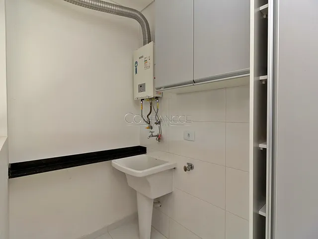 Imagem 3: Casa 4 Quartos com Suítes À Venda no Campo Comprido em Curitiba/Pr - Confiancce Imóveis