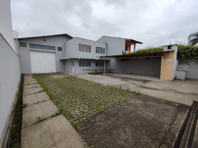 Imagem: Barracão Comercial a Venda - Bairro Atuba