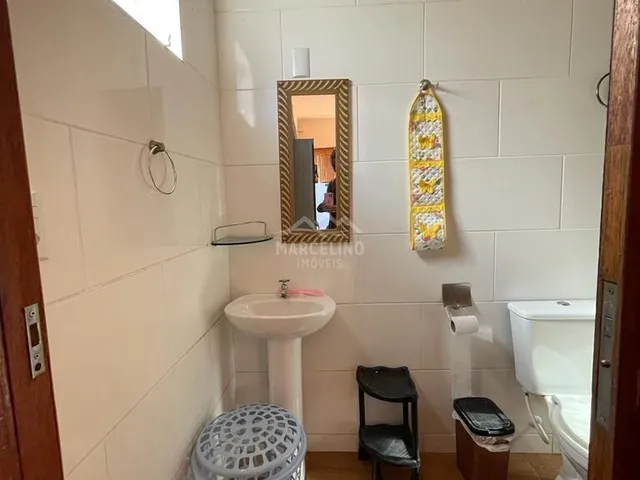 Imagem 6: 4 apartamentos com amplo quintal
