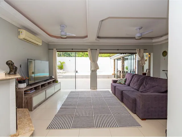 Imagem 2: Casa À Venda no Bairro Harmonia - Canoas/Rs