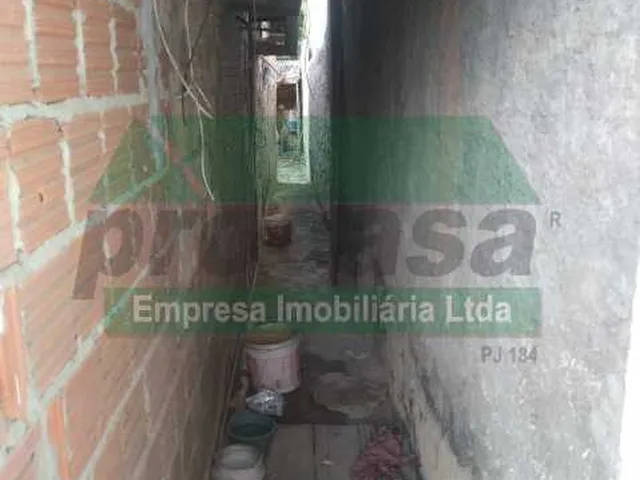Imagem 12: Casa - / Comercial / Tancredo Neves
