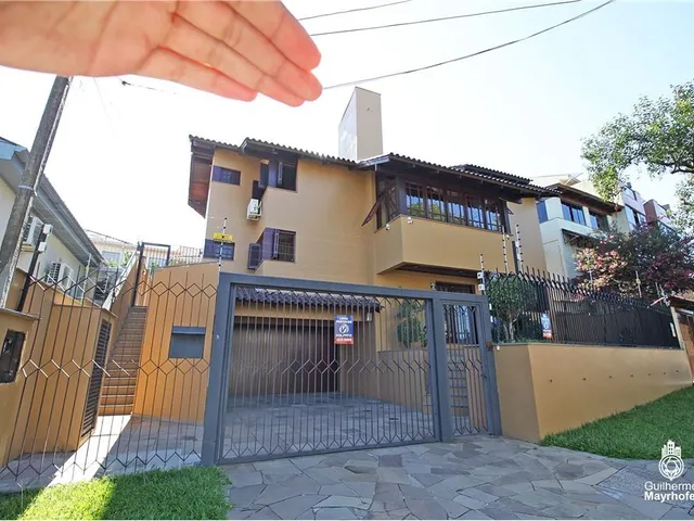 Imagem: Casa À Venda no Bairro Glória - Porto