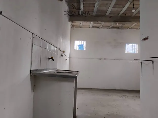 Imagem 6: Casa À Venda em Recife, Curado, com 3 Quartos, 300M²