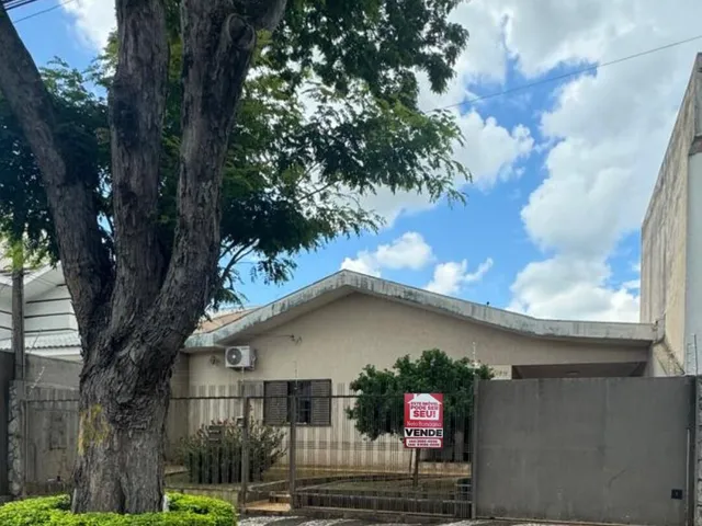 Imagem: Casa à venda no bairro Zona I - Umuarama/PR