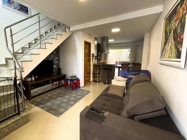 Imagem: Casa À Venda no Bairro Água Verde - Blumenau/Sc