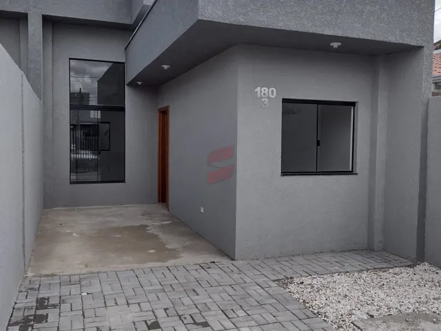 Imagem: Casa com 3 Dormitórios À Venda com 150M²