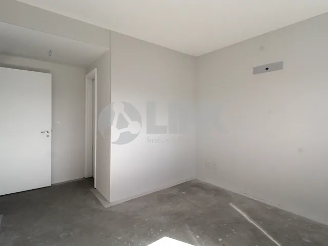 Imagem 16: Apartamento 3 Dormitórios com 2 Vagas de Garagem À Venda no Bairro Cidade Baixa Em