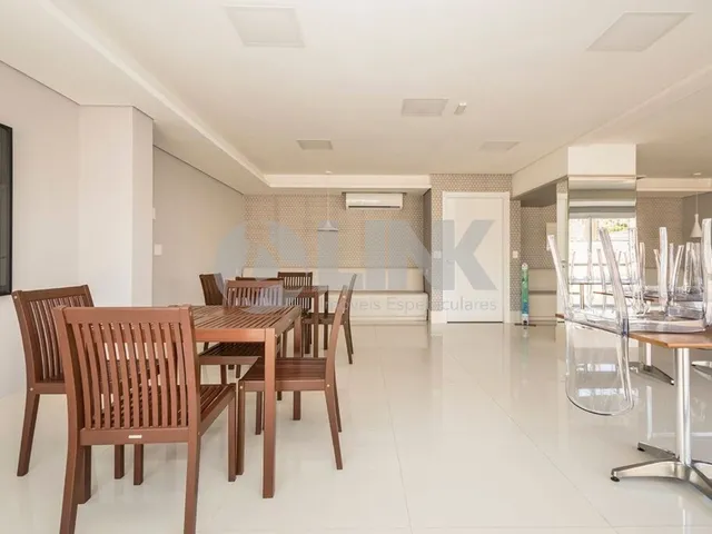 Imagem 14: Apartamento 3 Dormitórios com 2 Vagas de Garagem À Venda no Bairro Cidade Baixa Em