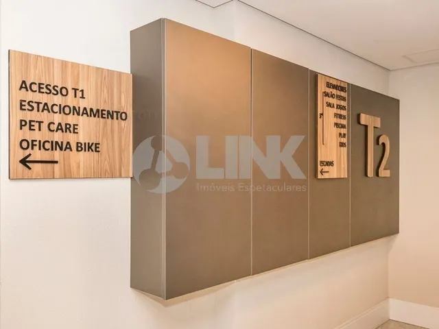Imagem 11: Apartamento 3 Dormitórios com 2 Vagas de Garagem À Venda no Bairro Cidade Baixa Em