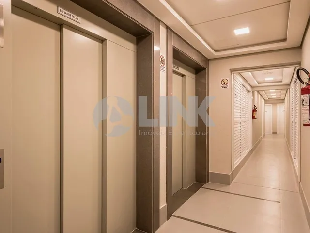 Imagem 4: Apartamento 3 Dormitórios com 2 Vagas de Garagem À Venda no Bairro Cidade Baixa Em