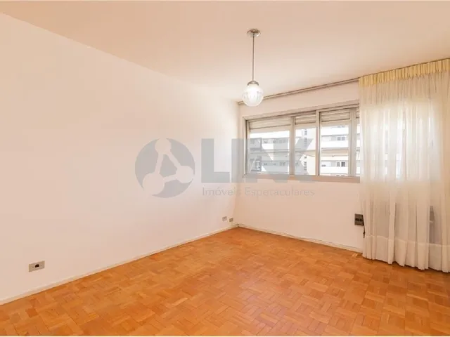 Imagem 10: Apartamento 3 Dormitórios com 2 Vagas de Garagem À Venda no Bairro Petrópolis em Porto