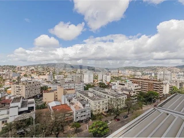 Imagem 9: Apartamento 3 Dormitórios com 2 Vagas de Garagem À Venda no Bairro Petrópolis em Porto