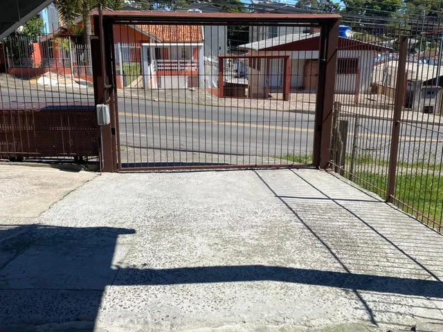 Imagem: Sobrado, 2 Dormitórios, 1 Banheiros, 2