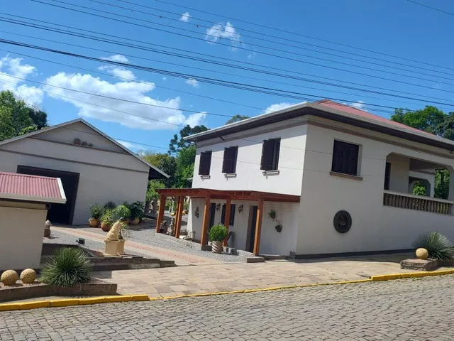 Imagem: Casa, 3 Dormitórios, 3 Banheiro, 5 Vagas