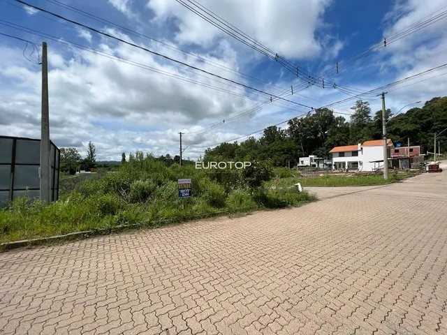 Imagem 2: Excelente Terreno de Esquina!