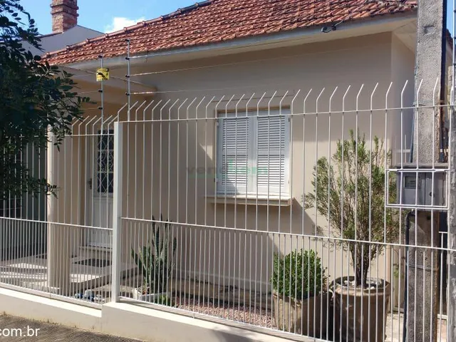 Imagem 1: Casa, 2 Dormitórios, 2 Banheiro, 3 Vagas na Garagem, 20M² de Área Construída