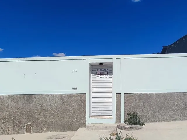 Imagem: A casa possui 2 Dormitórios, 1 Banheiro, 20 Vagas na