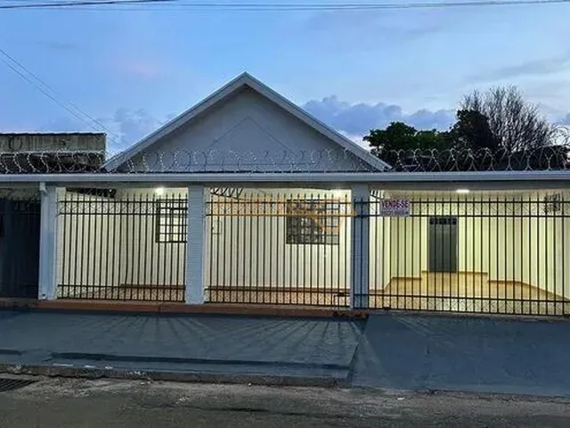 Imagem: Casa À Venda no Bairro santa Terezinha