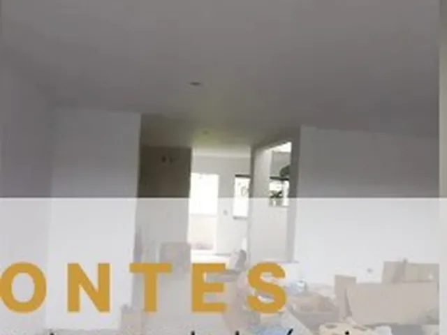 Imagem 4: Venha Conhecer em Araucária Pr Triplex 03 Quartos, Sala Cozinha, Área de Serviços, 02
