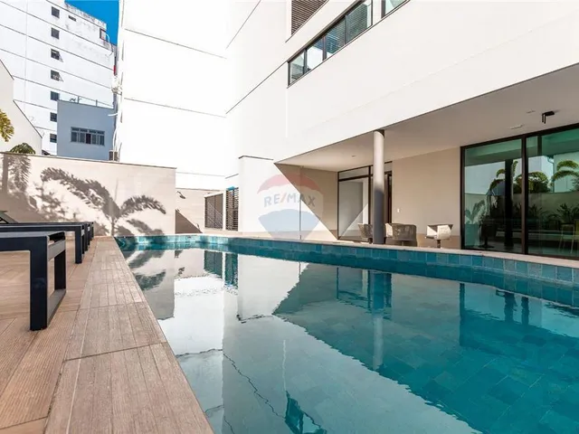 Imagem: Apartamento com 4 Quartos À Venda, 344