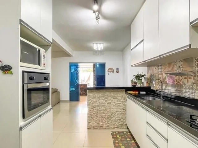 Imagem 4: Sha Cond Vale Park Way Casa 4 Quartos 2 Suítes 4 Vagas Reformada 200M² Armários