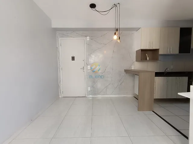 Imagem: O apartamento possui 2 Dormitórios, 1 Banheiro, 1 Vaga na