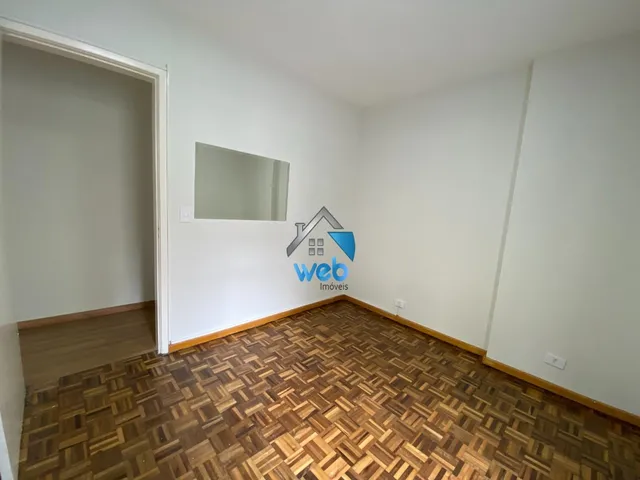 Imagem 3: Apartamento 3 Quartos, Sendo 1 Suíte, À Venda no Coraçao do Batel