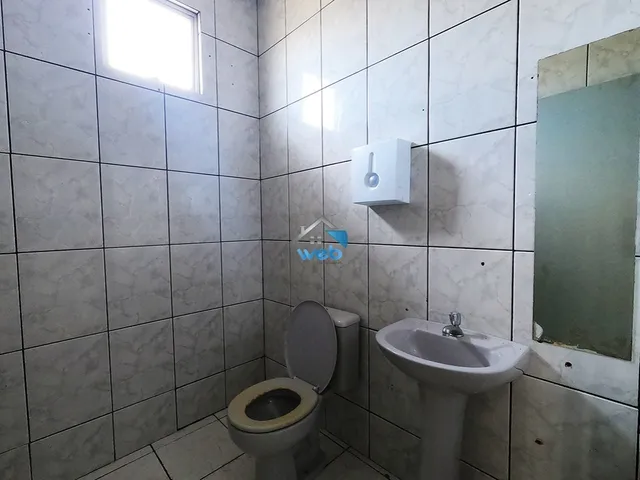 Imagem 4: Sala Comercial para Alugar no Cajuru, com 110M², 2 Banheiros Localizada na Rua Amador