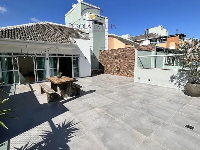 Imagem: 3 Dormitórios, 1 Suítes, 3 Banheiro, 243M²