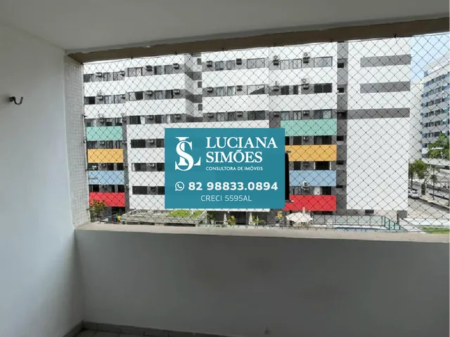 Imagem: 3 Quadra da Praia de Ponta Verde. Localização