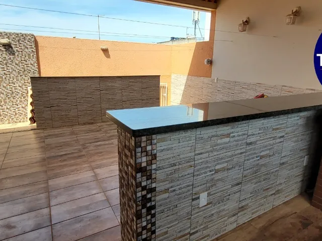 Imagem 5: Casa 3 Quartos, Laje, Terraço, Armários, Top, Câmara, Portão Eletrônico Etc..