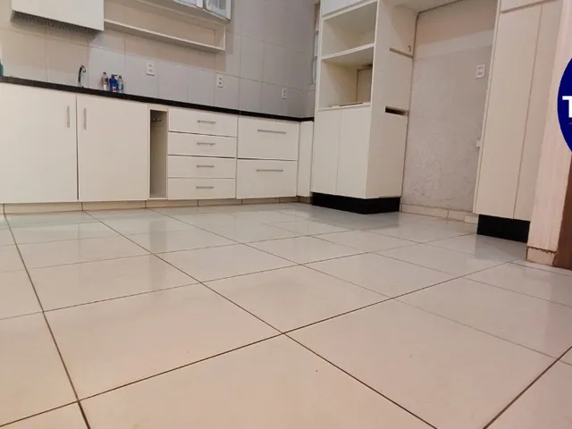 Imagem 15: Casa 3 Quartos, Laje, Terraço, Armários, Top, Câmara, Portão Eletrônico Etc..