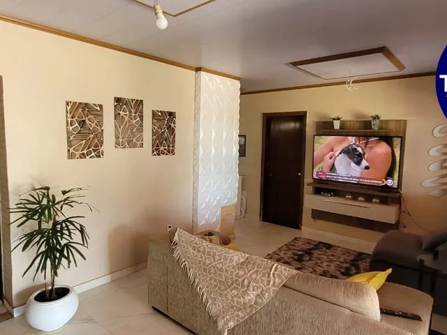 Imagem 8: Casa com 3 Quartos, Suíte, Espaço Gourmet com Churrasqueira, Quintal Amplo, Em