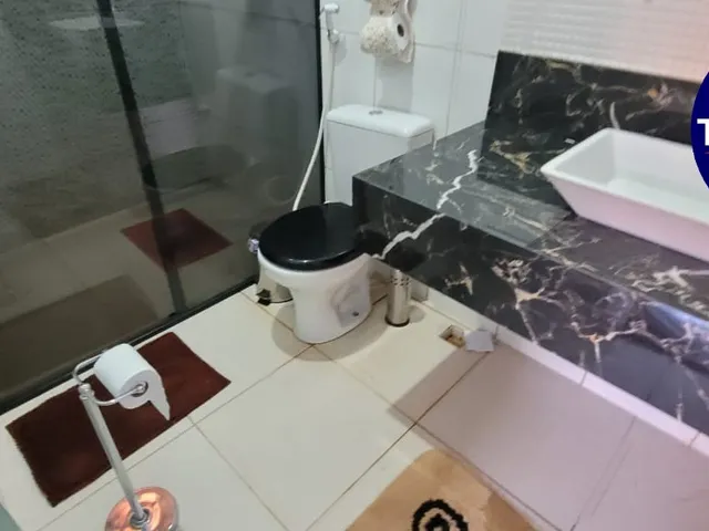 Imagem 12: Casa com 3 Quartos, Suíte, Espaço Gourmet com Churrasqueira, Quintal Amplo, Em
