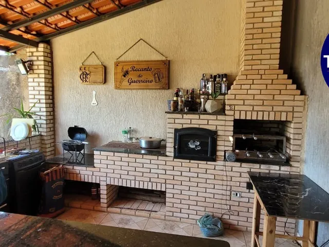 Imagem 15: Casa com 3 Quartos, Suíte, Espaço Gourmet com Churrasqueira, Quintal Amplo, Em