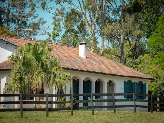 Imagem 1: Cabanha para Criação de Cavalos Crioulos e Centro de Treinamentos Dentro de Porto