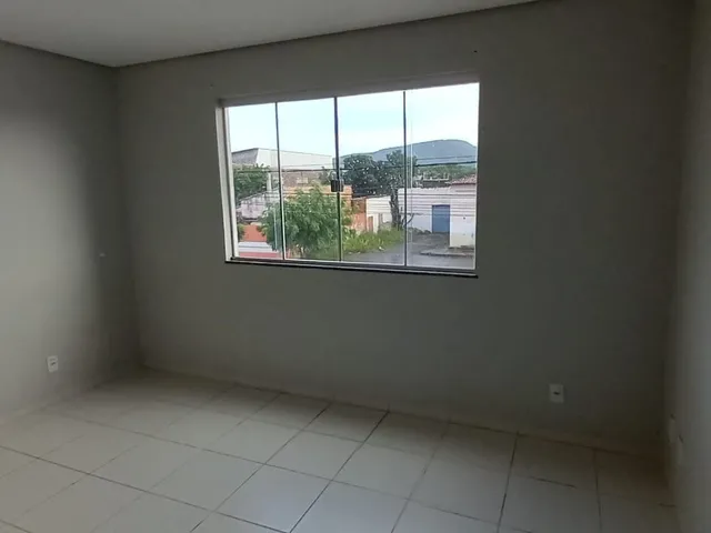Imagem 2: Apartamento com 2 Quartos no Centro - Barreiras-Ba